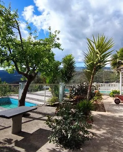 Mira Pombeira 別荘