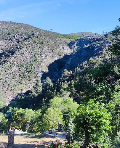 別荘 Mira Pombeira